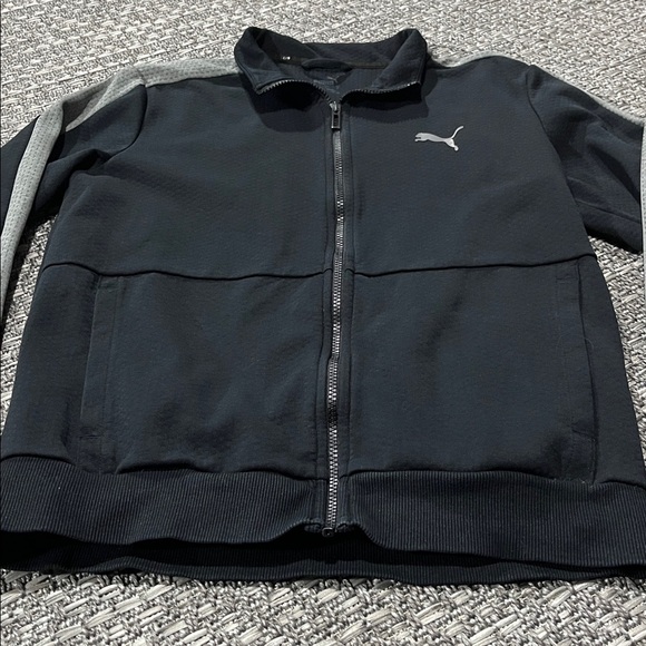 Puma | Black & Grey Full Zip Sweater - Picture 2 of 8